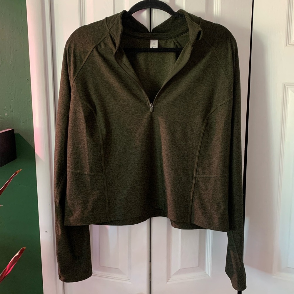 Old Navy Green Athletic Long Sleeve Top